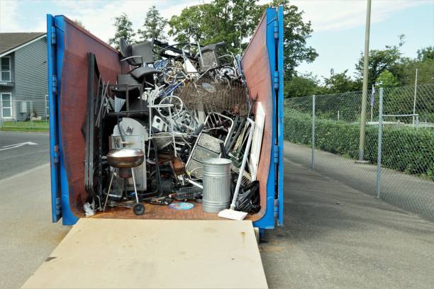 Best Dumpster Rental Services  in Hwatha, IA